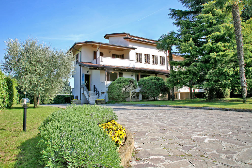 Bed and Breakfast Relais Bb Pacengo Lazise Exterior foto