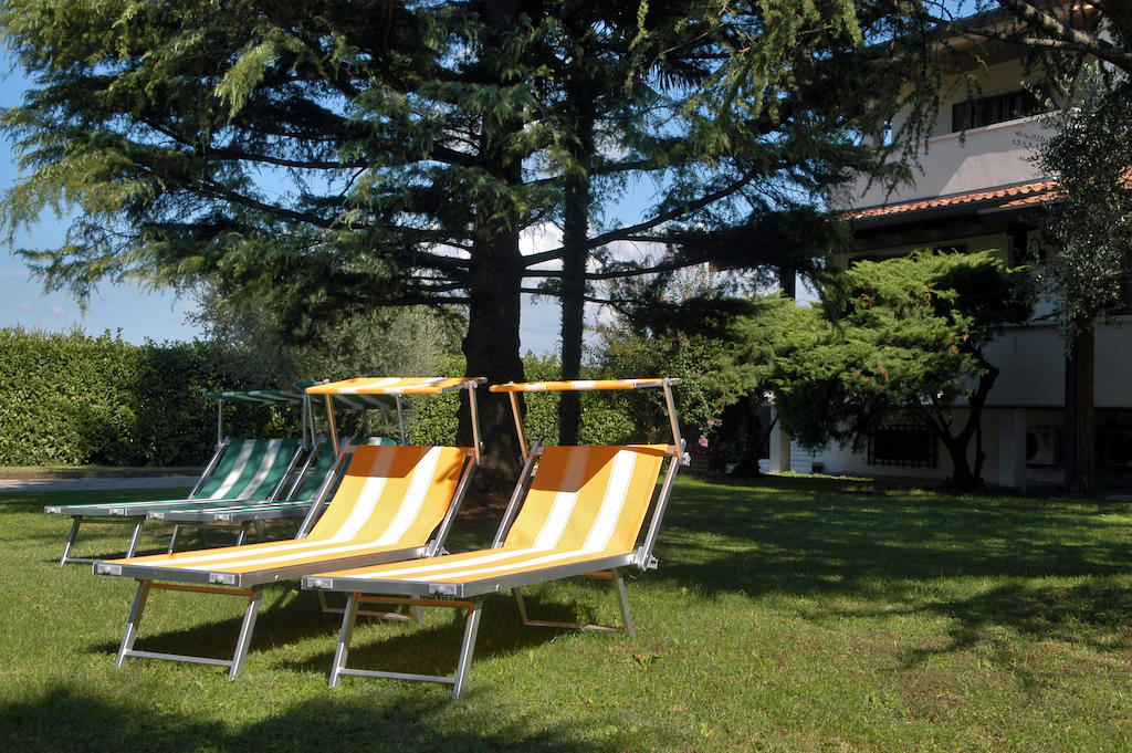 Bed and Breakfast Relais Bb Pacengo Lazise Exterior foto